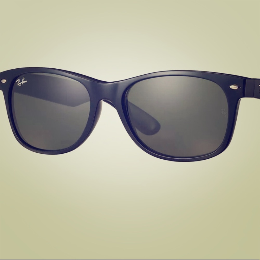 Lightly used Black Rayban Wayfarer sunglasses